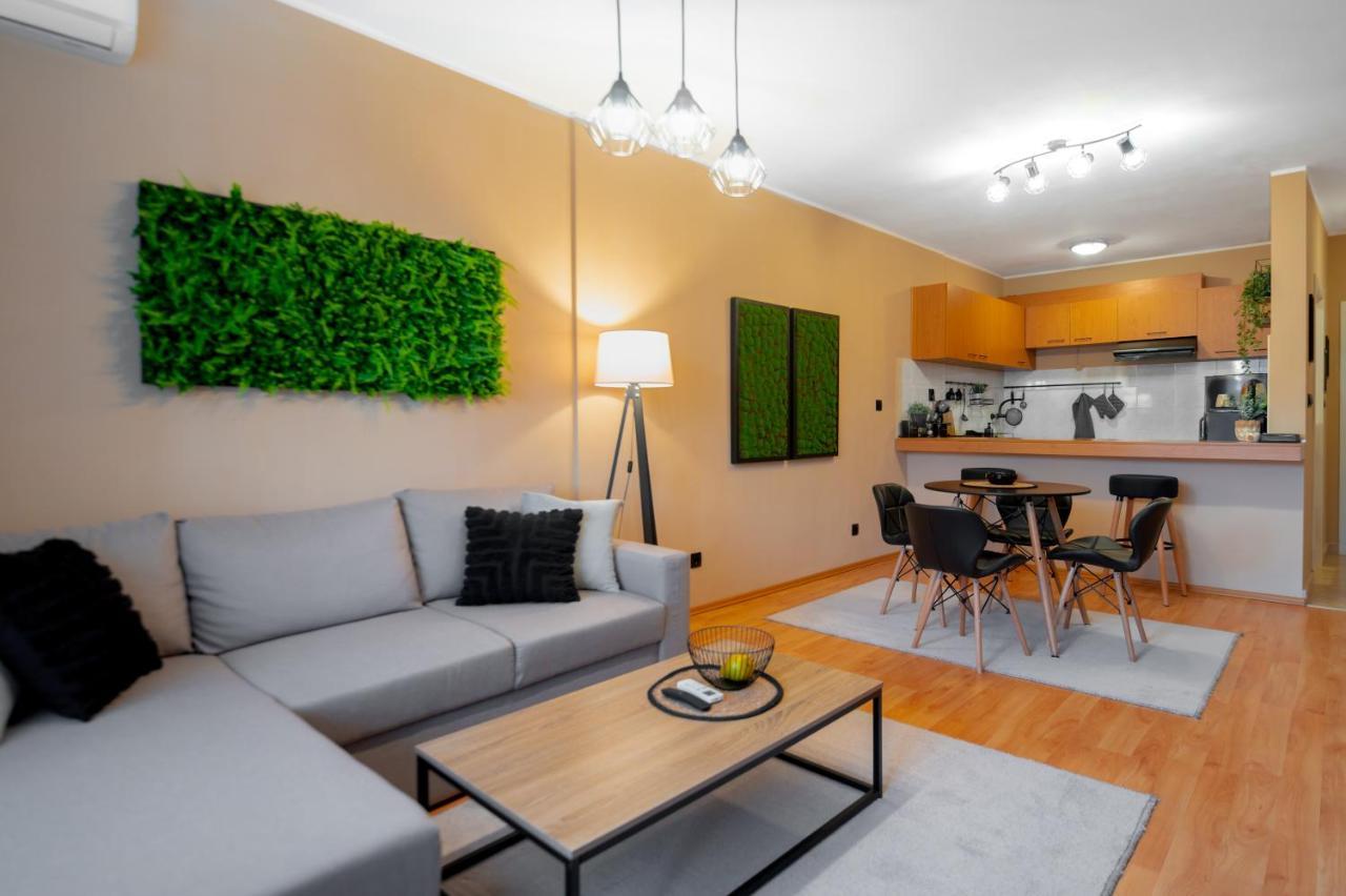 Cosy Green Apt Close To Macedonia Square Sofia Extérieur photo